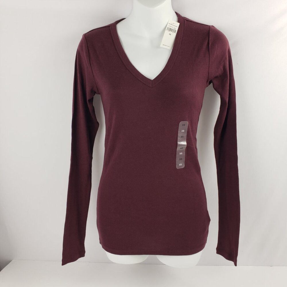 Gap XS Vamp Red V-neck Womens Long Sleeve T-shirt NWT Maroon Wine